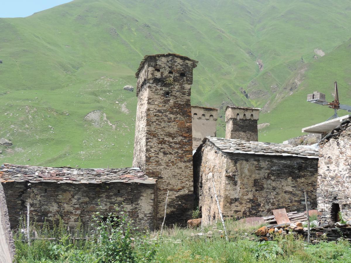 Erasti Guesthouse Ushguli Exterior photo